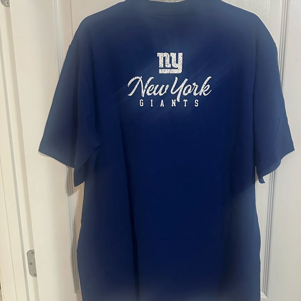 NWT Women’s The Wild Collective x Anthropologie Graphic Tee NY Giants NFL Blue M - Picture 7 of 7
